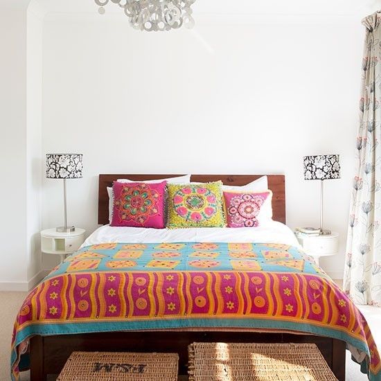 color-and-ethno-pattern-bedroom