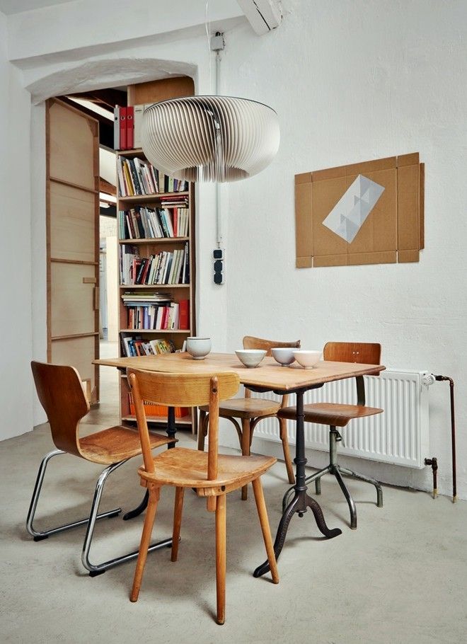 ideas-for-medium-sized-industrial-dining-rooms-and-concrete-floors