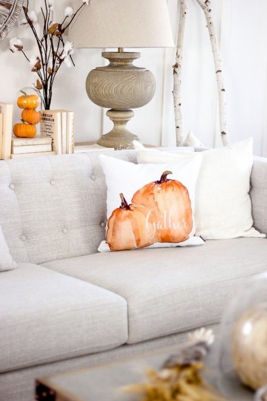 kurbis-deco-pillows-in-the-living room
