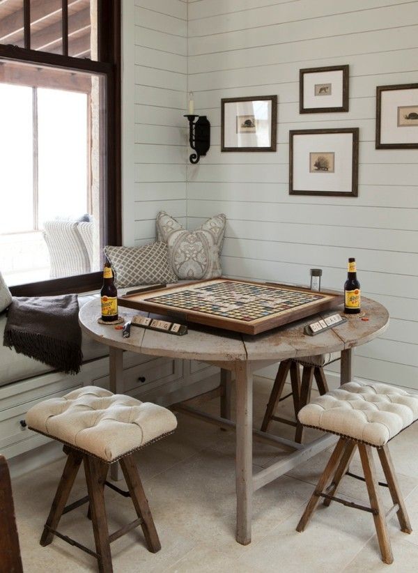 rustic-wooden-table-cushion