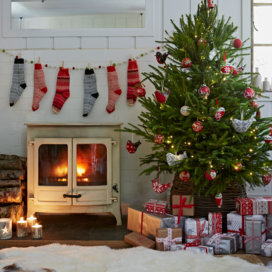 socks-over-the-fireplace-fir-tree