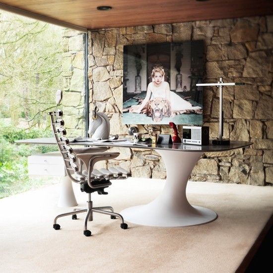 stone-wall-in-modern-home-office