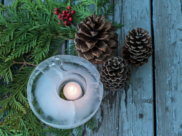 tea-lights-in-the-ice-a-little-trick-for-your-christmas-decorations-at-home