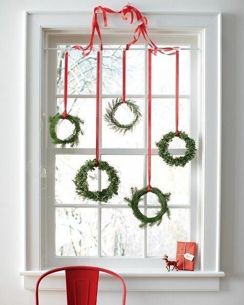 christmas wreath window decoration