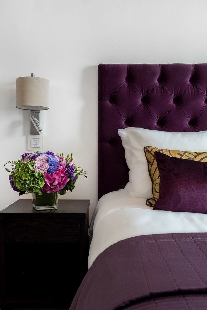 modern-bedroom-purple-white-contrast