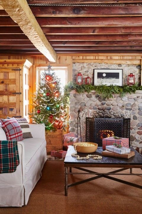 Christmas-decoration-ideas-wall-decoration-christmas-tree