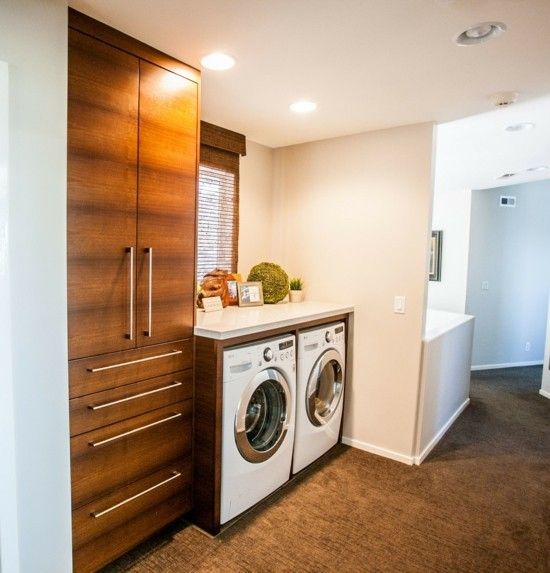 Modern wood laundry room