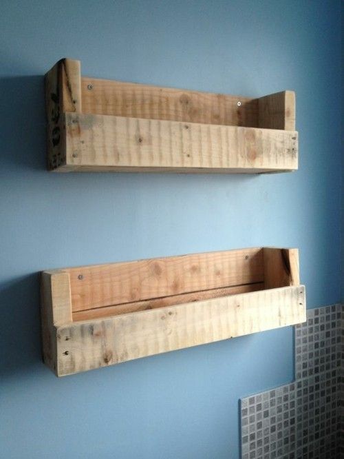 Design shelves from pallets
