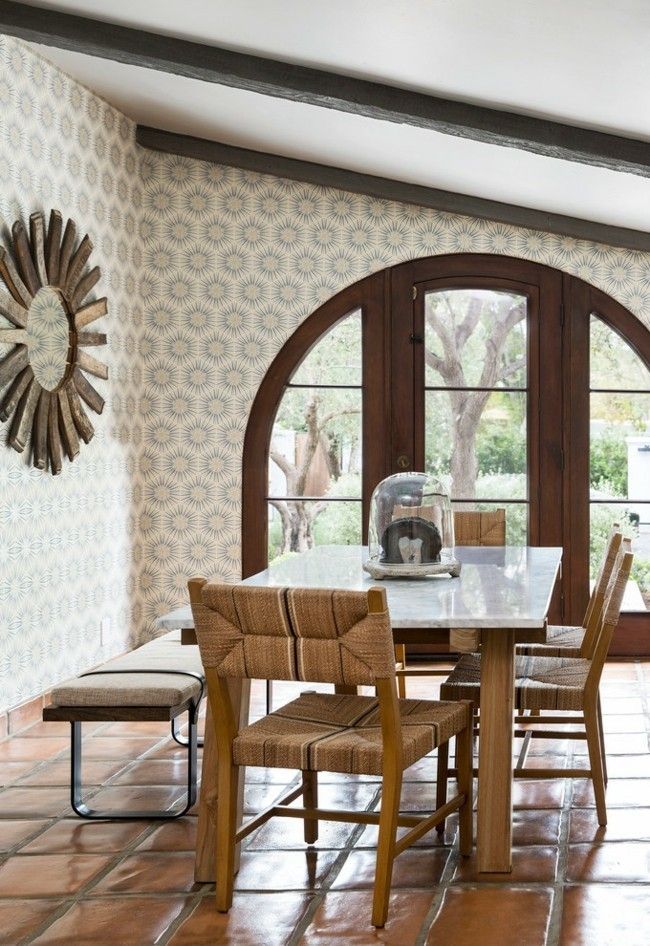 Gemütliches esszimmer für ihre mahlzeiten im familien und ...
