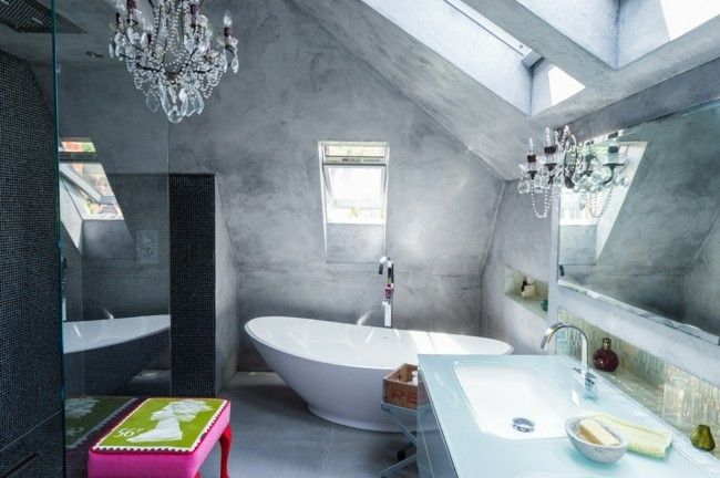moderne Badewanne Waschtisch Wandspiegel eklektisches Design