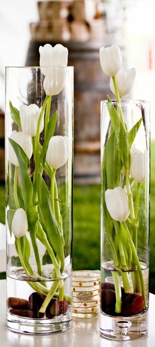 Deko mit Tulpen weiße Tulpen