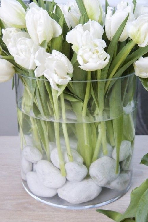 Deko mit Tulpen weiße
