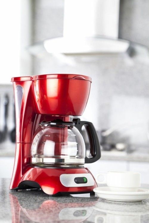 die Kaffeemaschine glänzt vor Sauberkeit so kann man gern Kaffee trinken