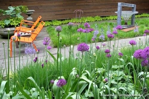 Gartenmöbel Farbe in den Garten einführen attraktiv gestalten