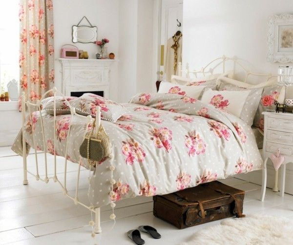 Schlafzimmereinrichtung schlicht romantisch Vintage Stil