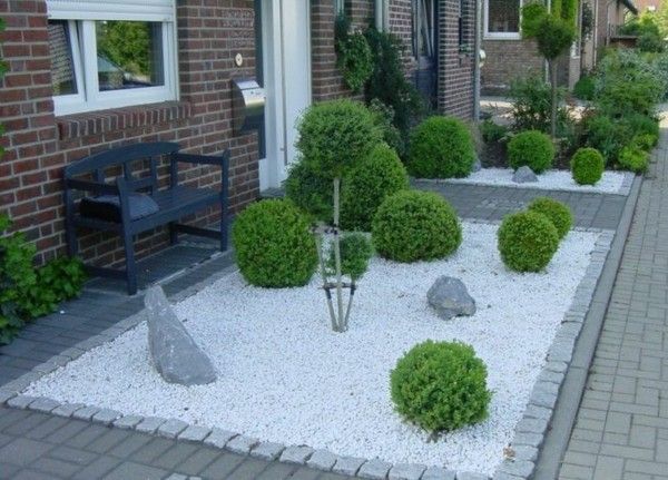 Vorgarten Gestaltungsideen Splitt Pflaster gut geformt wenig Bepflanzung Steine
