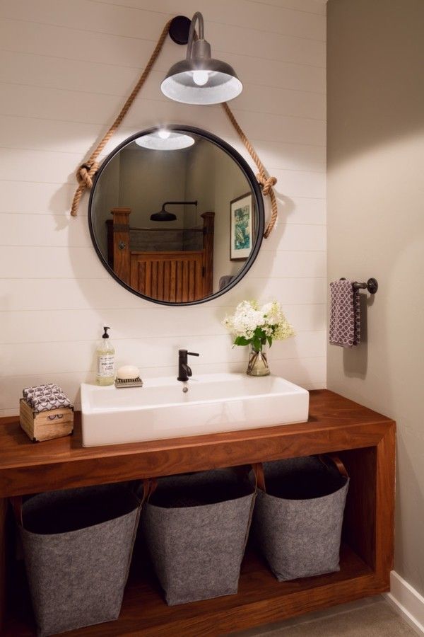 Waschtisch Holz runder Spiegel Bad