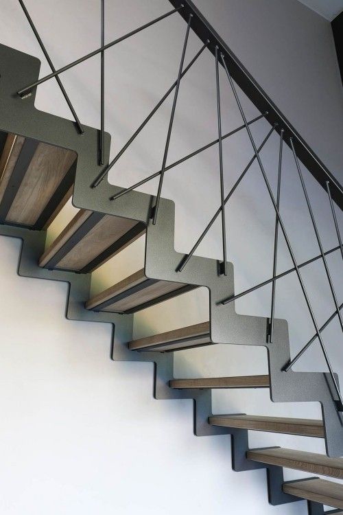 Schicke Designlösung moderne Treppen aus Metall