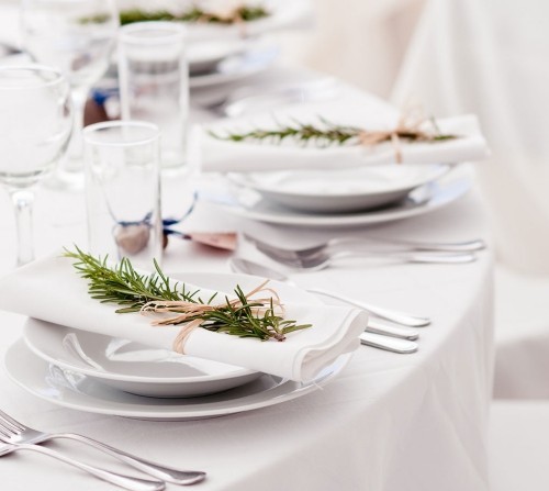 Tischdekoration für die Hochzeit bietet viel Gestaltungsspielraum