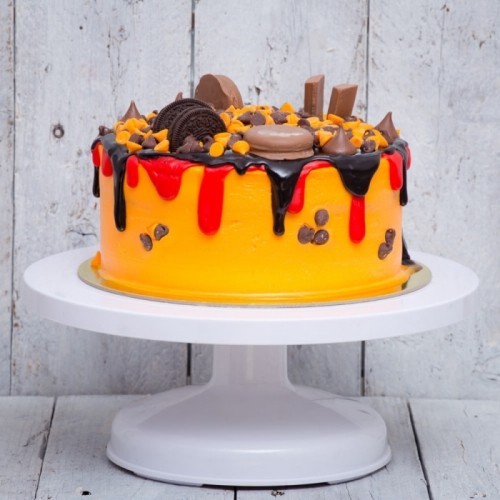Halloween Kuchen Deko in warmen Farben lustig stimmungsvoll