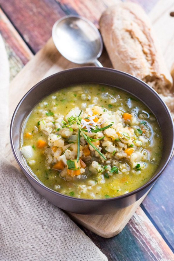 Warme Suppen im Winter gesunde Gemüsesuppe