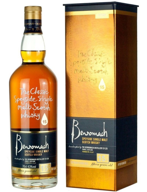 Valentinstag Geschenke für Ihn eine Flasche Malz Scotch Whisky Benromach