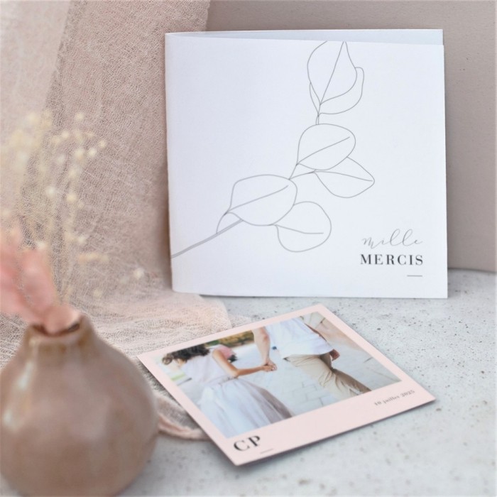 Stilvolle Hochzeitskarten online finden Tischkarte schlichtes Design