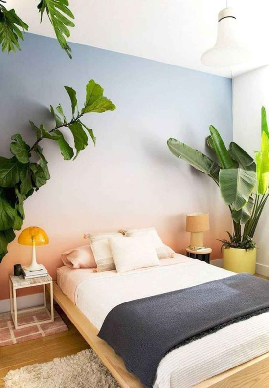 Ideen für modernen künstlerischen Wandschmuck Schlafzimmer Wandgestaltung in sanften Farben mit Ombre Effekt