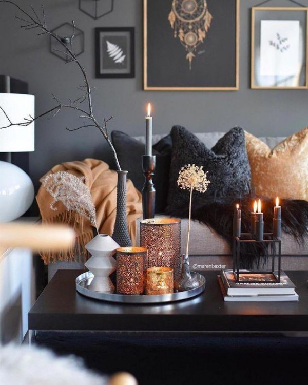 Skandinavische Herbstdeko zu Hause Mix aus Texturen im Wohnzimmer
