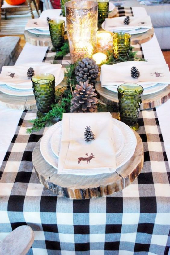  Festive table decoration ideas for Christmas table runner in plaid black