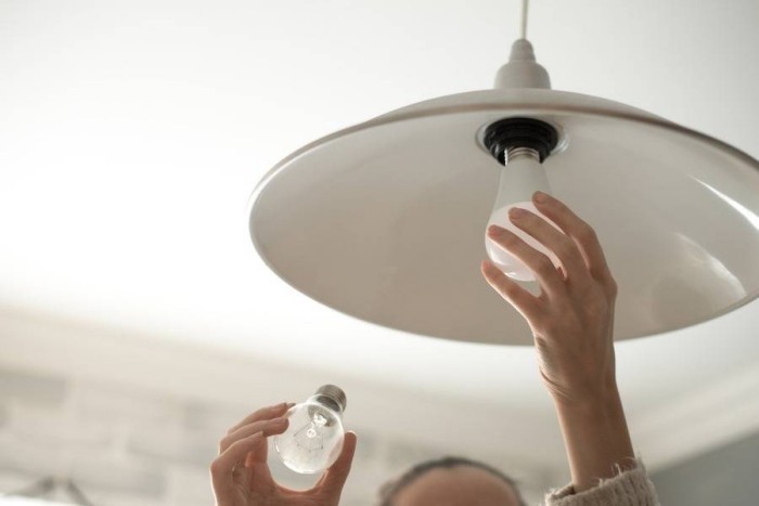 Innovative Leuchtmittel stehen hoch im Trend Energie sparen die Umwelt schonen alte Glühbirnen sind passe