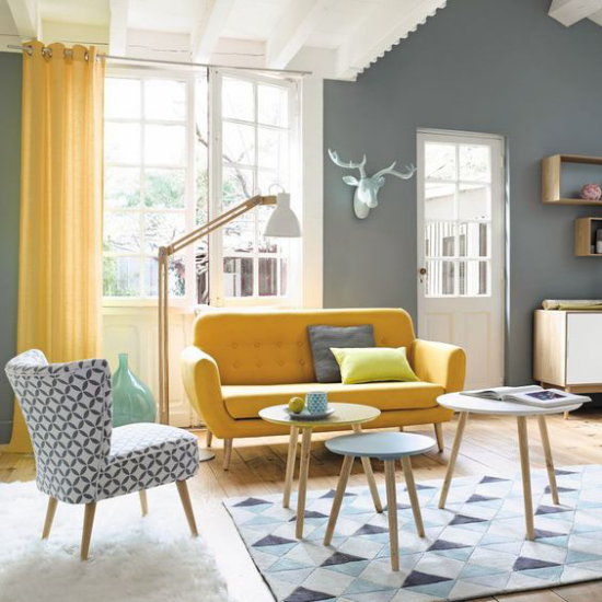 leuchtendes Gelb im Wohnzimmer ultimatives Grau das trendige Farbduo 2021