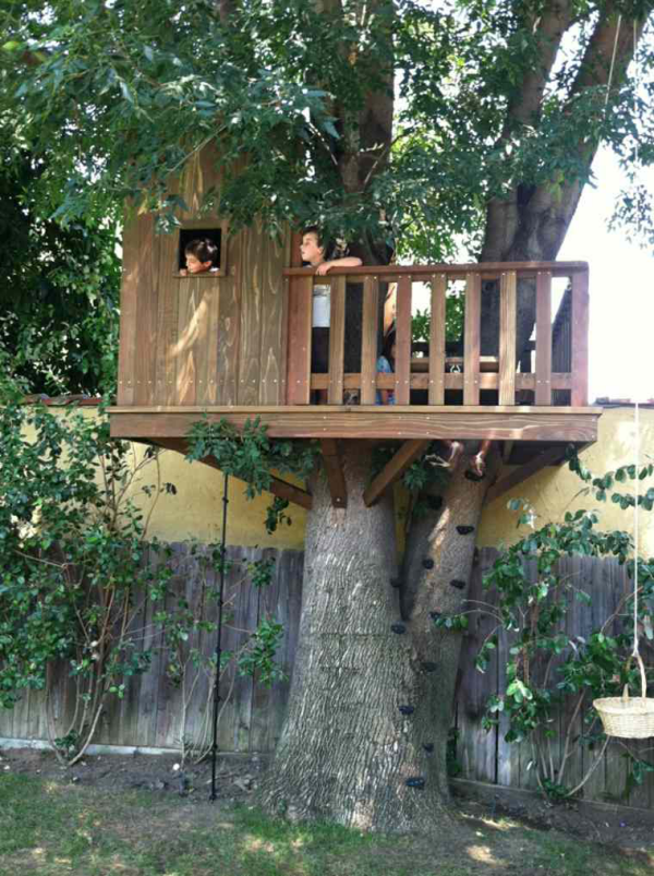 Baumhaus für Kinder selber bauen mit guten Baumhausplänen