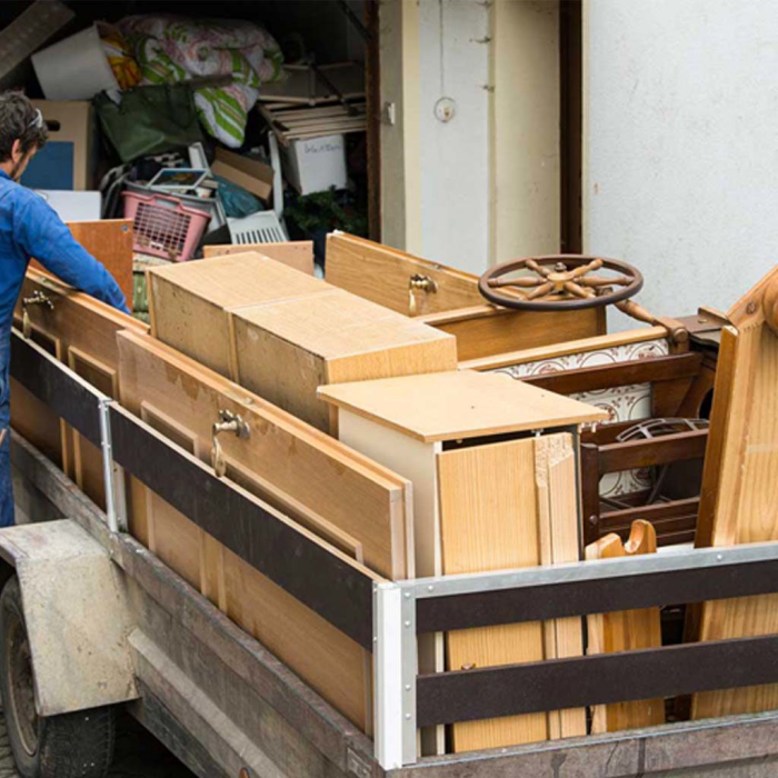 Wohnungsauflösung leicht gemacht alte Möbel entsorgen Transport professionelle Hilfe