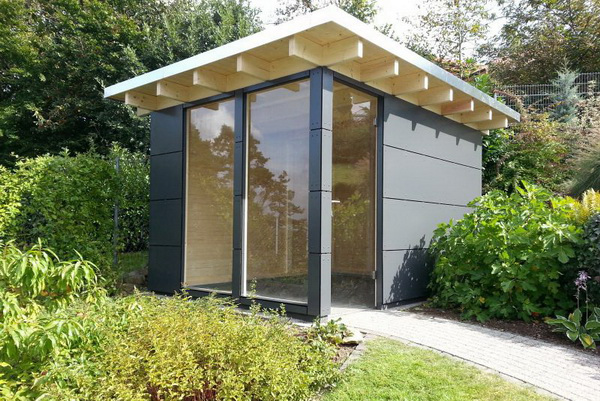 Modernes HPL Gartenhaus Glasbereich vorne individuelle Gestaltung ebenfalls moglich