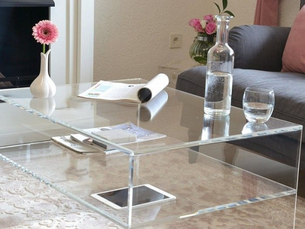 Acrylglas transparent wie Glas ein Kaffeetisch aus Acrylglas zu Hause