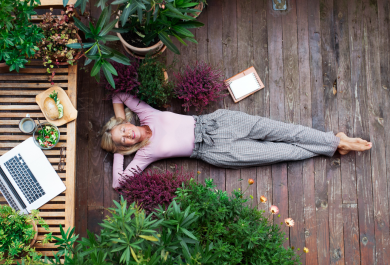 Terrassendielen Holz – das richtige Material für Ihren Traumboden im Außenbereich