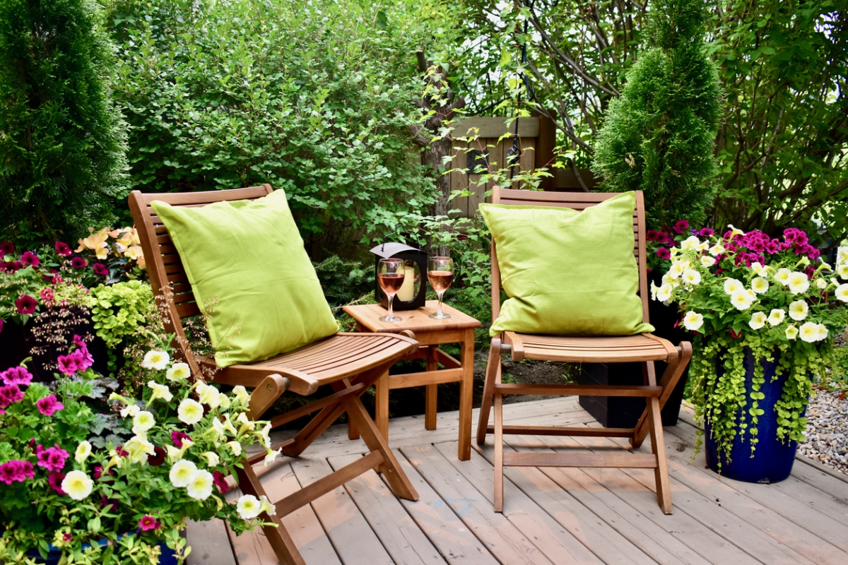 clevere Gartenideen - gemütliche Sitzecke für zwei 