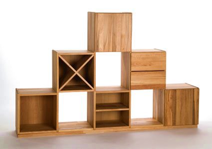 Regalwürfel aus Holz mit guten Aufbewahrungsoptionen