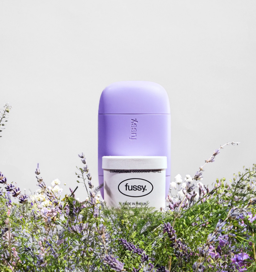 Natürliches Deodorant mit frischem Wiesenduft