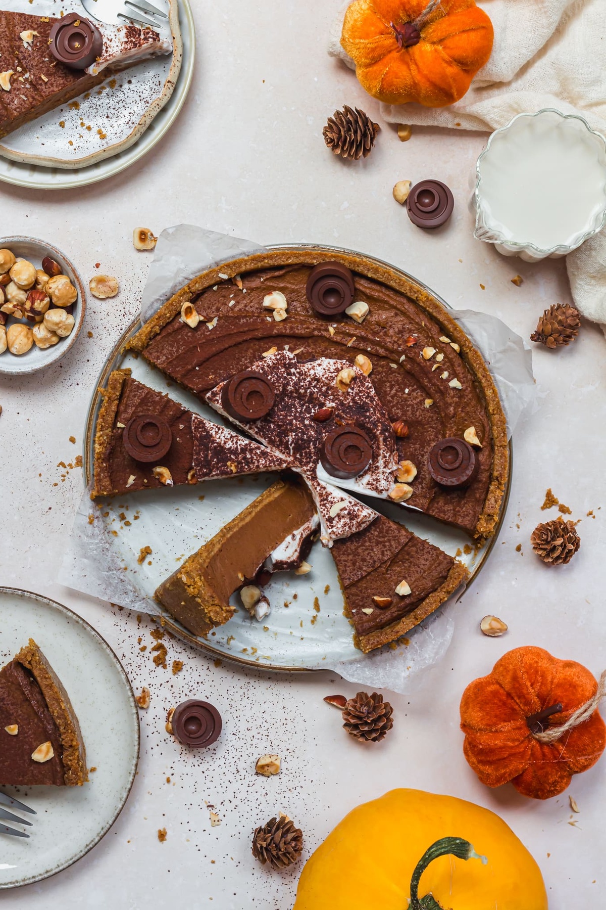 Kürbiskuchen mit Kakaopulver schmeckt wunderbar