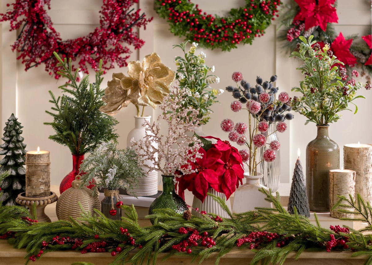 Weihnachtsdeko zu Hause - Girlanden, Kerzen und Co. auf Kaminsims