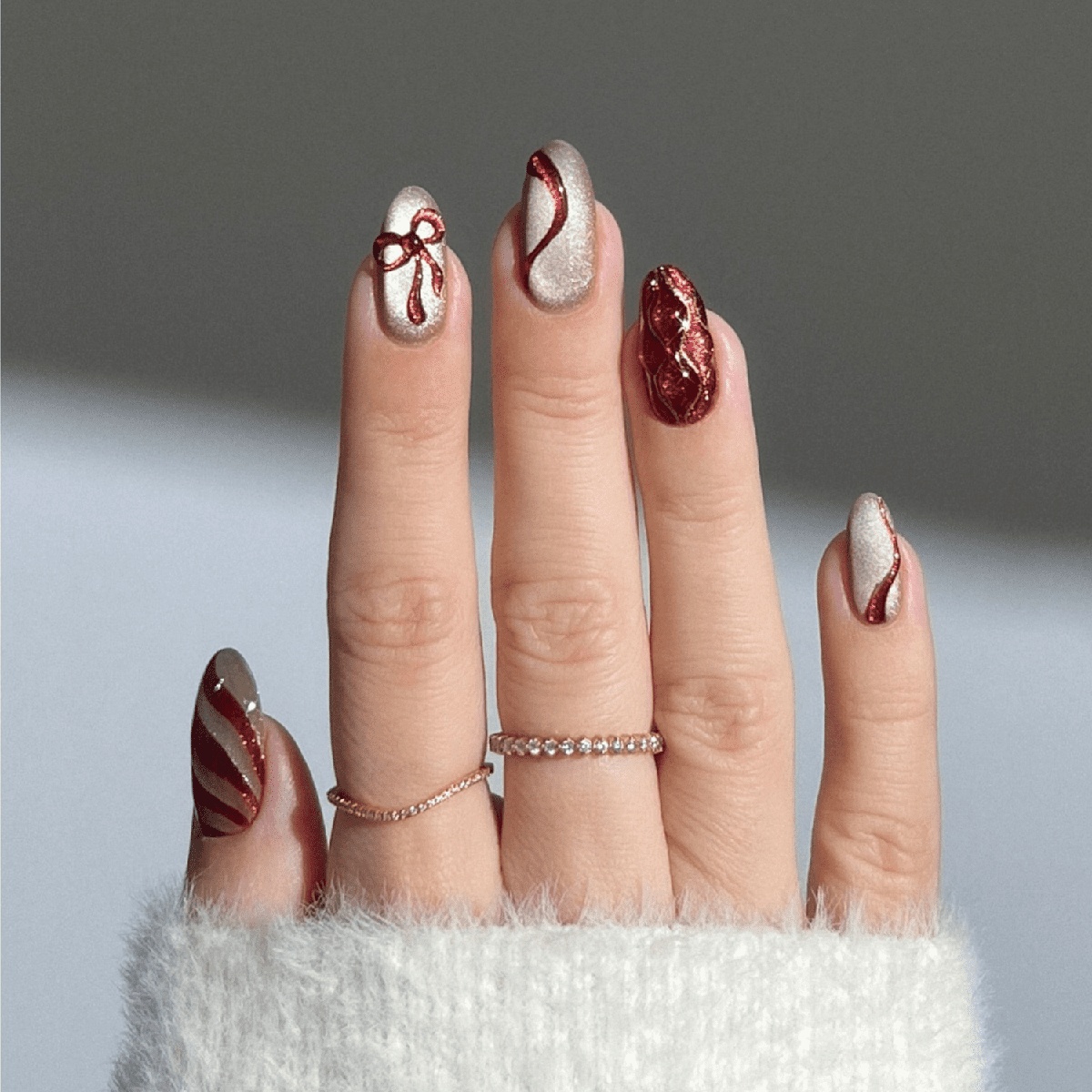 stilvolle Christmas Nails - perfekte Weihnachtsmaniküre